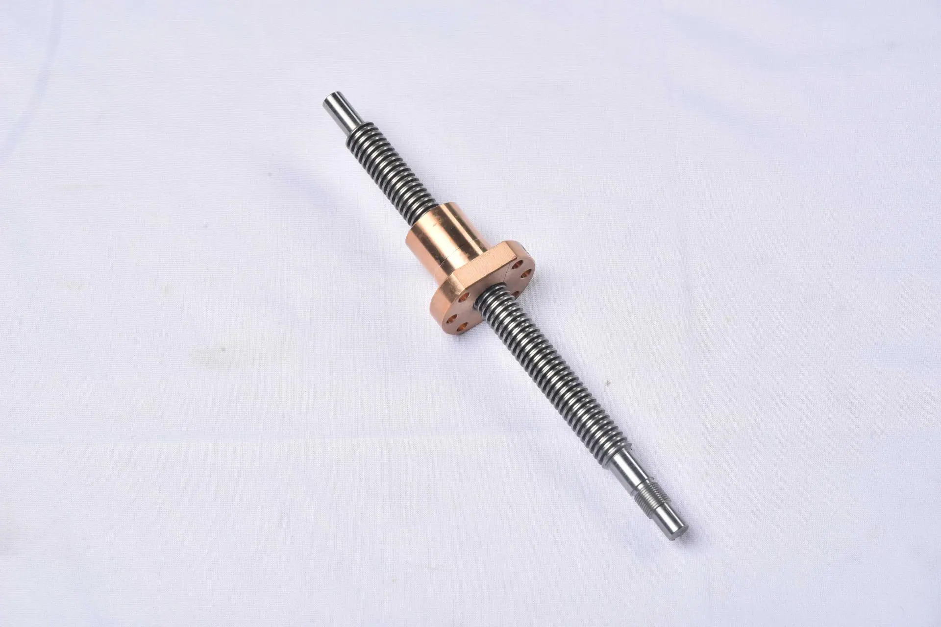 Mga pangunahing sukat ng trapezoidal screw pitch: susi sa pagpili, maunawaan ang mga pamantayan at aplikasyon sa isang artikulo